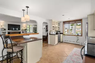 27 Warwick St, Quincy, MA 02171 - Photo 5