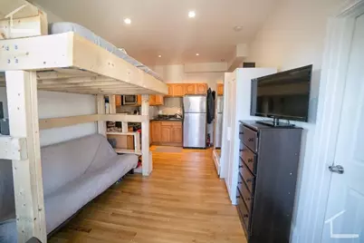 26 Pinckney #3, Somerville, MA 02145 - Photo 1