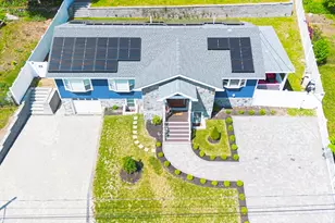 11 Bacon Dr, Saugus, MA 01906 - Photo 1