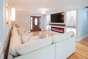 11 Bacon Dr, Saugus, MA 01906 - Photo 11