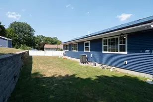 11 Bacon Dr, Saugus, MA 01906 - Photo 7