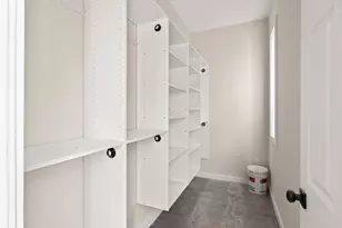 28 Hansborough St, Boston, MA 02124 - Photo 17