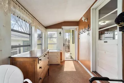 254 Massachusetts Ave, Lunenburg, MA 01462 - Photo 9