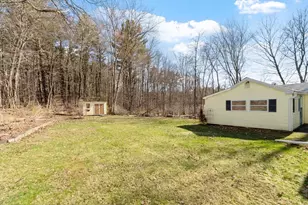 254 Massachusetts Ave, Lunenburg, MA 01462 - Photo 11