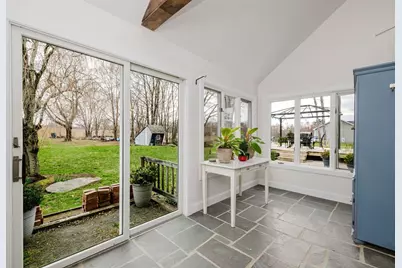 1053 Tremont St, Dighton, MA 02764 - Photo 9