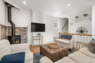 9R Salem St, Boston, MA 02129 - Photo 17