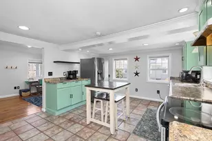 28 Deanville Rd, Attleboro, MA 02703 - Photo 5