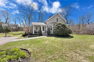 28 Deanville Rd, Attleboro, MA 02703 - Photo 33