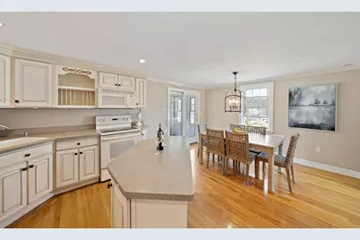 25 Riley Ave, Weymouth, MA 02189 - Photo 3