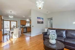 128 Old Westport Rd, Dartmouth, MA 02747 - Photo 7