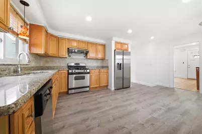 395 Lebanon St, Melrose, MA 02176 - Photo 11