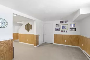 254 Handy St, Attleboro, MA 02702 - Photo 31