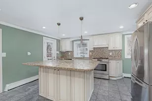 174 W Elm St, Pembroke, MA 02359 - Photo 13