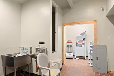 100-102 Boston St, Salem, MA 01970 - Photo 23