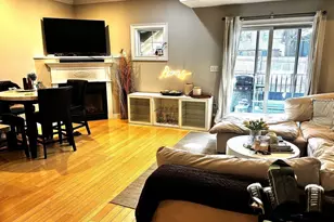 18 Knowlton St, Boston, MA 02127 - Photo 3