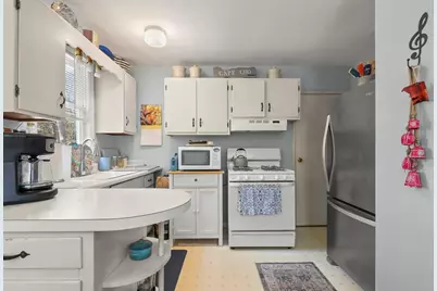 47 Cliff Rd, Bourne, MA 02532 - Photo 9