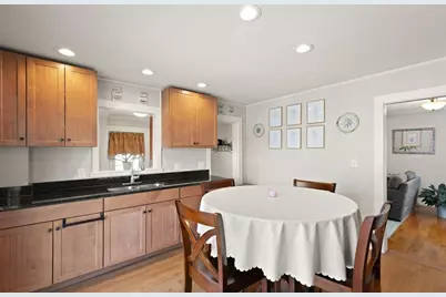 18 Hampden St, Gloucester, MA 01930 - Photo 17
