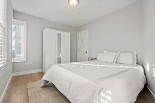 2 Humboldt Pl, Boston, MA 02127 - Photo 7