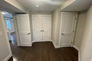 2 Humboldt Pl, Boston, MA 02127 - Photo 15