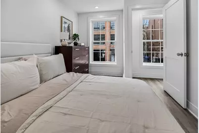 149 Charles St #4, Boston, MA 02114 - Photo 11