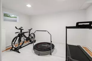 172 Country Dr, Weston, MA 02493 - Photo 29