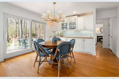 172 Country Drive, Weston, MA 02493 - Photo 9