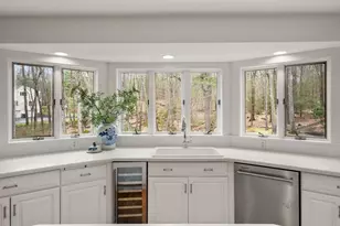 172 Country Dr, Weston, MA 02493 - Photo 7