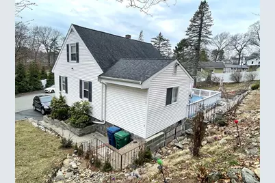 2 Mooney Rd, Burlington, MA 01803 - Photo 5