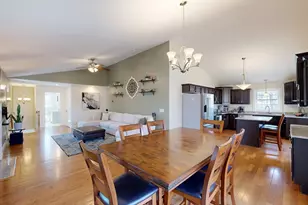 23 Upton St, Millbury, MA 01527 - Photo 7