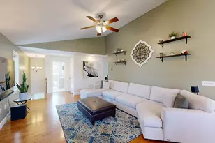 23 Upton St, Millbury, MA 01527 - Photo 7