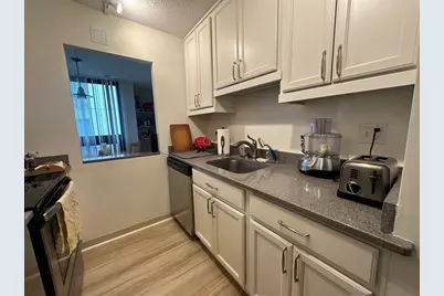 45 Trowbridge #1C, Cambridge, MA 02138 - Photo 25