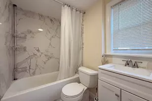 10 W Elm Ave, Quincy, MA 02170 - Photo 17