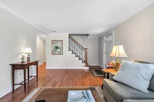 70 Lakeview Ave, Falmouth, MA 02540 - Photo 27