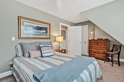 70 Lakeview Ave, Falmouth, MA 02540 - Photo 33