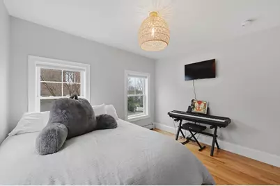 15 Howard St, Newburyport, MA 01950 - Photo 27