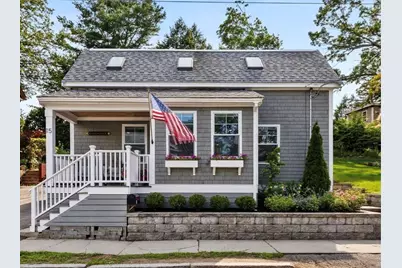 15 Howard St, Newburyport, MA 01950 - Photo 35