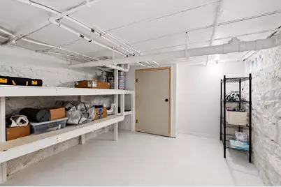 15 Howard St, Newburyport, MA 01950 - Photo 29