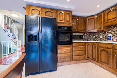 474 E 7th St #Unit 2, Boston, MA 02127 - Photo 7