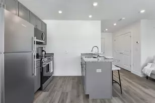 585 Essex St, Lynn, MA 01901 - Photo 5
