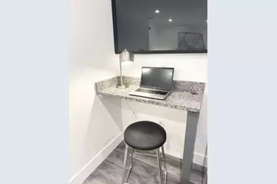 585 Essex St #526, Lynn, MA 01901 - Photo 5