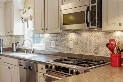 97 Bernice Ave, Leominster, MA 01453 - Photo 9