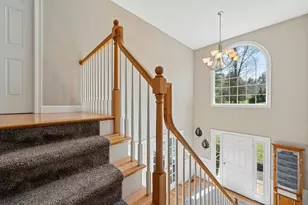 320 Lincoln Cir, Northbridge, MA 01534 - Photo 21