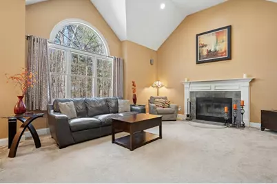 320 Lincoln Circle, Northbridge, MA 01534 - Photo 15