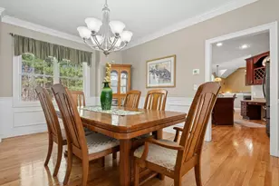 320 Lincoln Cir, Northbridge, MA 01534 - Photo 7