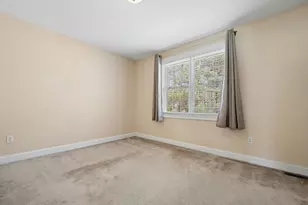 320 Lincoln Cir, Northbridge, MA 01534 - Photo 31