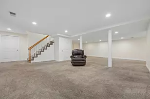 320 Lincoln Cir, Northbridge, MA 01534 - Photo 37