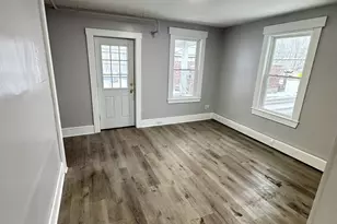 143 Westminster, Fitchburg, MA 01420 - Photo 9