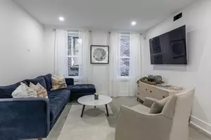 149 Charles St, Boston, MA 02114 - Photo 3