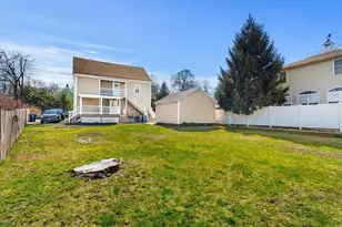 12 Chestnut St, Danvers, MA 01923 - Photo 13