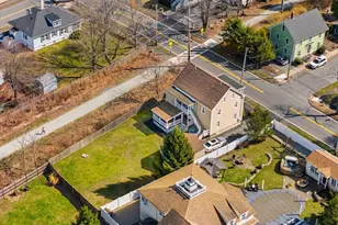 12 Chestnut St, Danvers, MA 01923 - Photo 15